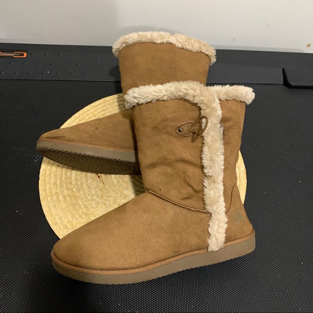 Air Walk Warm Cold Days Minimalist Boot